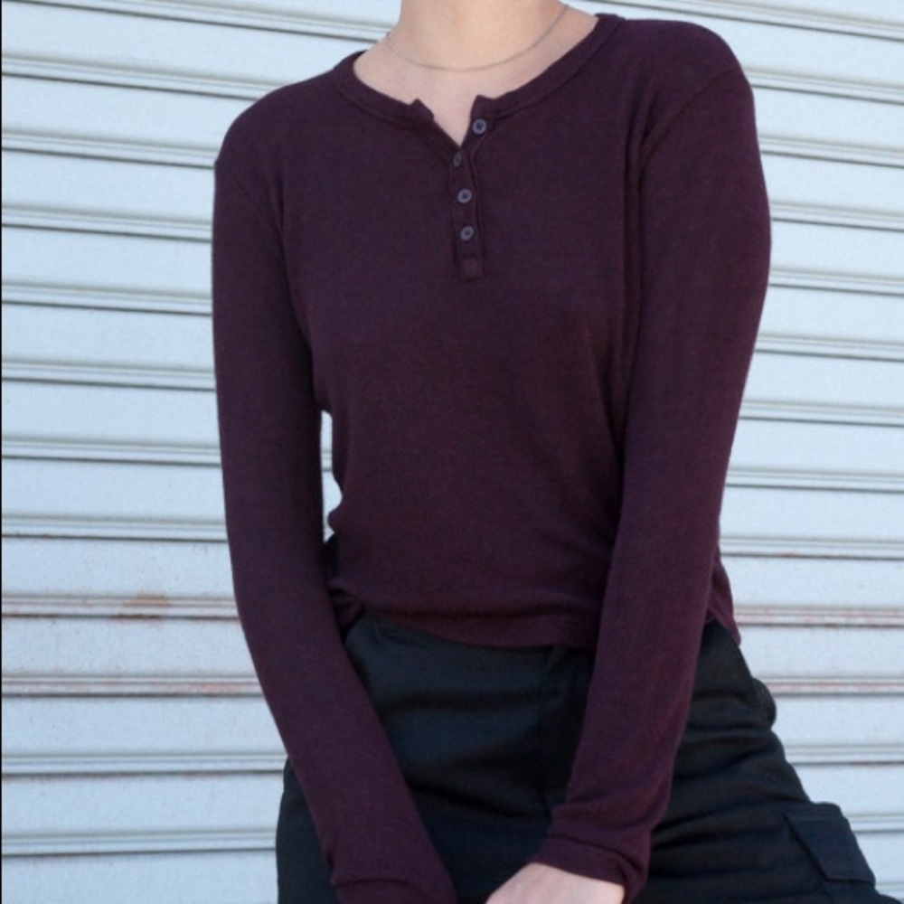 Brandy Melville long sleeve maroon top